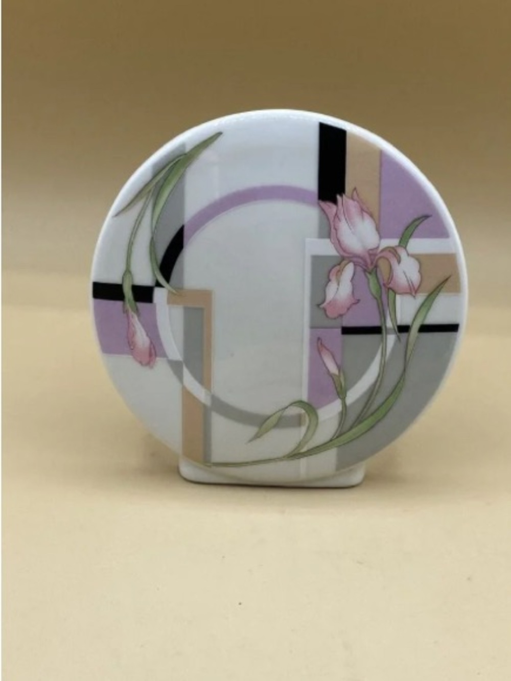 Floral Art Deco Porcelain Accent Plate in Lavender and Green